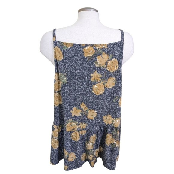 Floral Print Women's Top - Picture 3 of 6